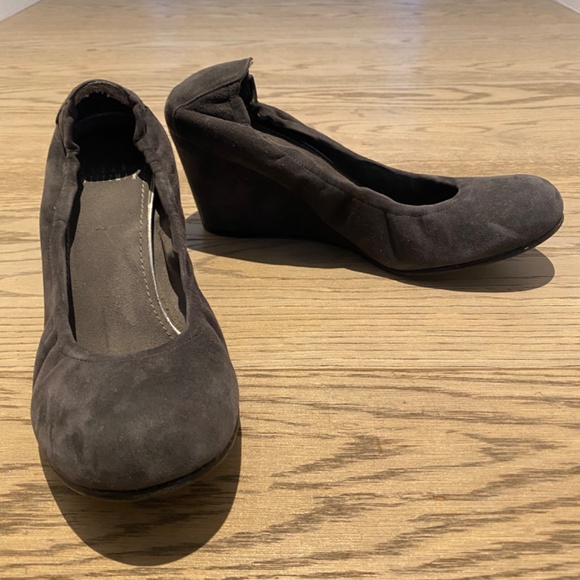 Stuart Weitzman Suede Wedges - Picture 2 of 5